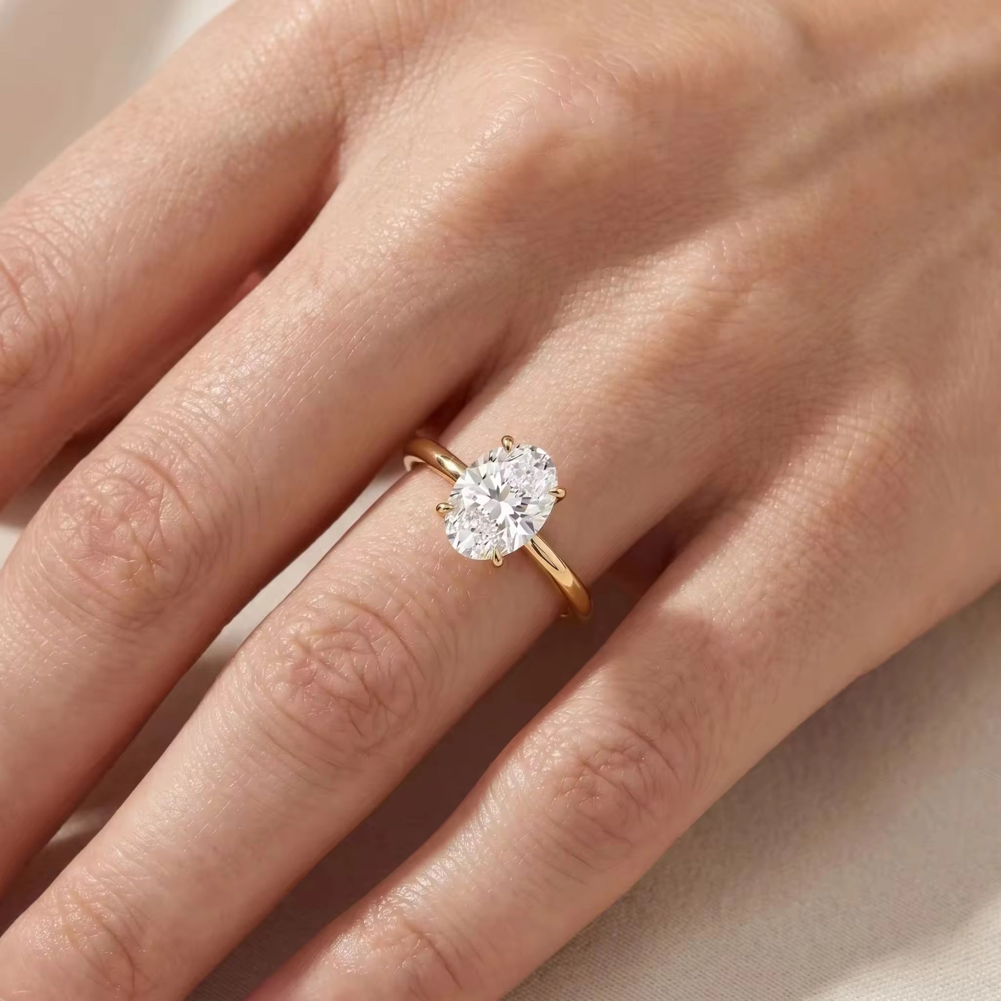 lab grown Diamond - Oval Brilliance Claw Solitaire Engagement Ring 